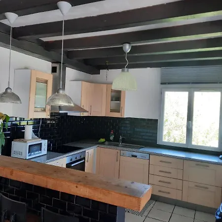 Maison/piscine 5mn De Bayonne 12 De Biarritz Holiday home *