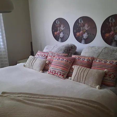 Holiday home Maison/piscine 5mn De Bayonne 12 De Biarritz